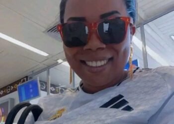 Injures publiques et violences : “Ami la conseillère” condamnée par le tribunal de Dixinn