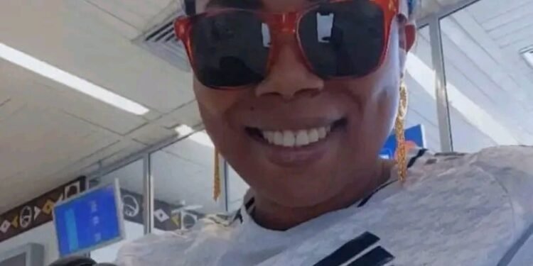 Injures publiques et violences : “Ami la conseillère” condamnée par le tribunal de Dixinn