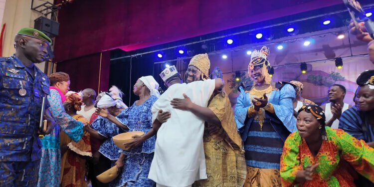 Culture : Le groupe mythique les ‘’Ballets Africains’’ de  Guinée signent leur retour sur scène