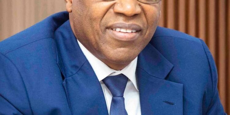 Conakry : 𝐋𝐞 𝐌𝐢𝐧𝐢𝐬𝐭𝐫𝐞 𝐝𝐞𝐬 𝐈𝐧𝐟𝐫𝐚𝐬𝐭𝐫𝐮𝐜𝐭𝐮𝐫𝐞𝐬 𝐫𝐞𝐜̧𝐨𝐢𝐭 𝐮𝐧𝐞 𝐢𝐦𝐩𝐨𝐫𝐭𝐚𝐧𝐭𝐞 𝐝𝐞́𝐥𝐞́𝐠𝐚𝐭𝐢𝐨𝐧 𝐝’𝐞𝐧𝐭𝐫𝐞𝐩𝐫𝐞𝐧𝐞𝐮𝐫𝐬 𝐟𝐫𝐚𝐧𝐜̧𝐚𝐢𝐬