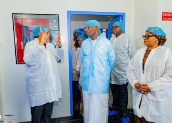 Forécariah / Moribaya: le premier ministre  inaugure sa première usine pharmaceutique