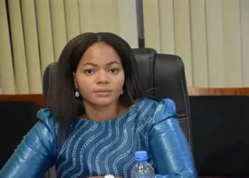 France : la ministre de la Santé attendue à Paris, avec au programme une rencontre avec les médecins guinéens et les professionnels de santé.