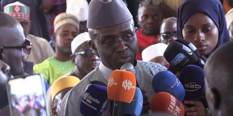 Obsèques de Toumba Diakité : le secrétaire général des Affaires religieuses s’engage à accompagner le défunt jusqu’à sa dernière demeure