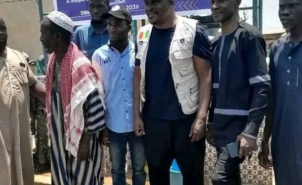 kissidougou: Kaba Diawara offre des forages solaires aux citoyens de  Tokounou