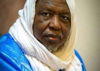 Mali : Mahmoud Dicko appelle au départ des autorités militaires et la mise en place d’un pouvoir civil de transition.