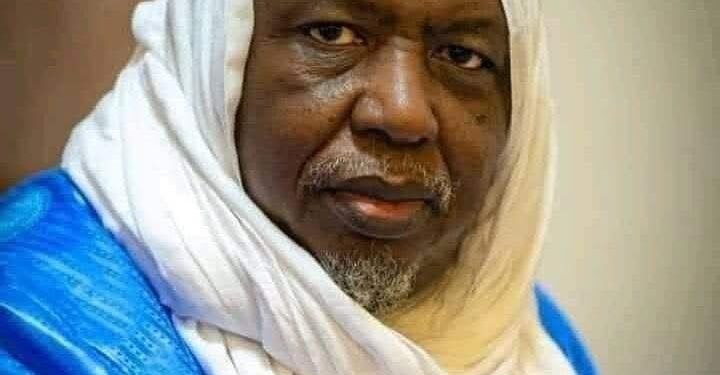 Mali : Mahmoud Dicko appelle au départ des autorités militaires et la mise en place d’un pouvoir civil de transition.