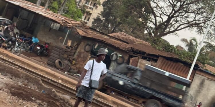 Tensions à Bantounka( Conakry ) : des tirs entendus après des affrontements entre jeunes et forces de l’ordre