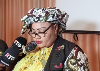Concert de Sidiki Diabaté à Conakry : la DG de l’agence guinéenne de spectacles (AGS) dit ne pas être informée.