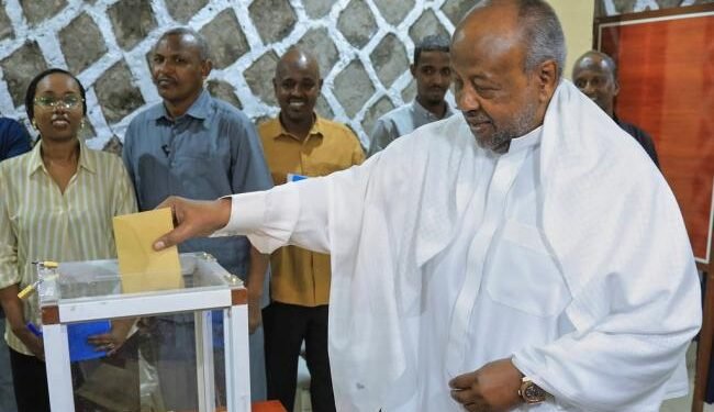 Djibouti: Ismaïl Omar Guelleh réélu pour un sixième mandat avec 97,81 % des voix