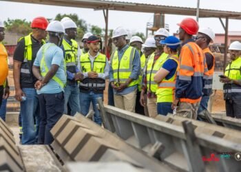 Kankan : le ministre de l’Énergie évalue l’avancement des travaux d’électrification de la région