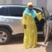 Kankan : Kadiatou Konaté reçoit un véhicule après une polémique sur les réseaux sociaux (source : Gbenakndjamana)