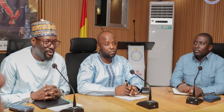 Modernisation de l’administration : vers la mise en place d’un guichet unique des services publics en Guinée