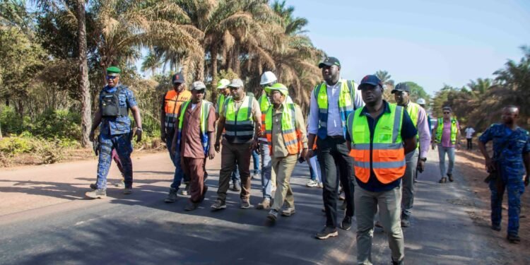 Axe Kolabouyi–Boké : Le ministre des Travaux publics exige l’accélération des travaux de reconstruction de cette route