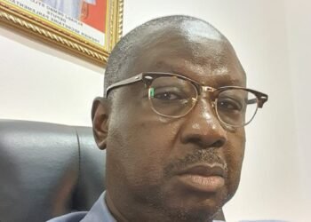 Décès de Mamadou Sylla : « Je l’ai laissé hier au bureau après une longue journée de travail, il n’était pas du tout alité », déclare Dembo Sylla