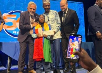 Canada : Hadja Karimata Baldé hisse la Guinée au sommet de la Dictée internationale