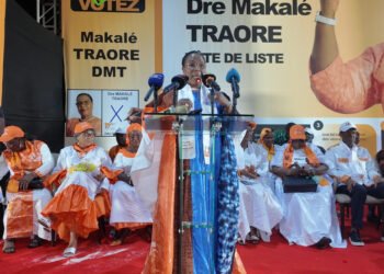 Élections législatives : Dre Makalé Traoré clôture sa campagne en apothéose à Conakry