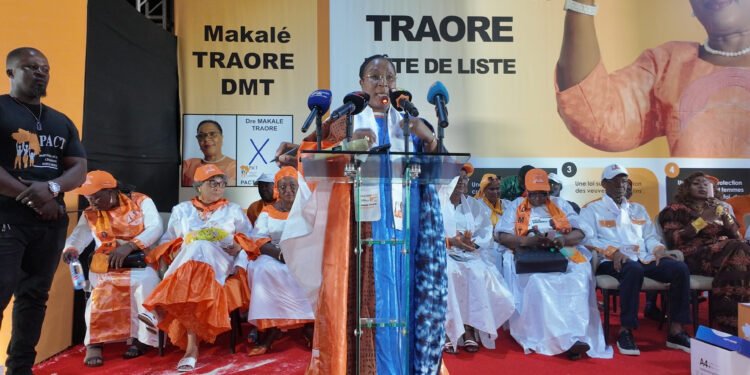 Élections législatives : Dre Makalé Traoré clôture sa campagne en apothéose à Conakry