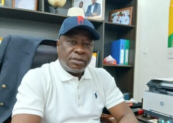 Affaire des finances de Matoto: l’ex-maire Mamadouba Tos Camara appelé à témoigner ce mardi devant la CRIEF