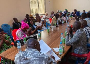 Boké : le conseil exécutif communal tient sa première réunion de prise de contact avec les conseillers