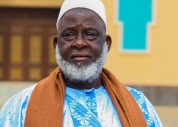 Pardon accordé à Bella Bah : l’épouse de l’activiste exprime sa gratitude au Premier Imam Elhadj Mamadou Saliou