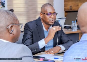 Mamou–Faranah et Mamou–Labé : l’AGEROUTE renforce la coordination autour des chantiers
