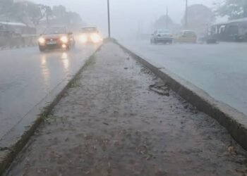 Fortes pluies et risques d’orages ce dimanche et lundi dans  d’autres régions : l’ANASUR appelle les usagers de la route à la vigilance 