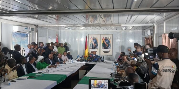 Rénovation du stade Général Lansana Conté : le ministre des Sports annonce la fin des travaux en octobre 