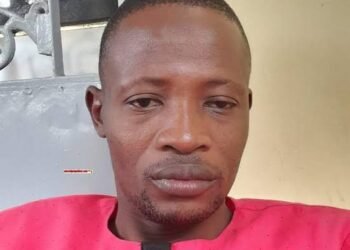 Face aux coupures d’électricité, l’Union des consommateurs de Guinée durcit le ton : « Trop, c’est trop », dénonce M’Bany Sidibé. 