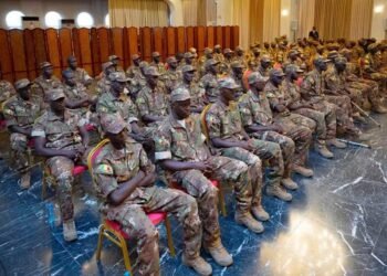 Mali : A peine libérés, les 82 militaires disent être prêts à retourner au front