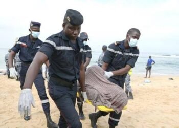 Drame en mer à Boké : deux jeunes périssent après le chavirement d’une pirogue entre Taïgbé et Kamsar