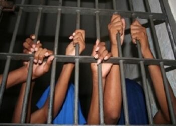 Angola : l’ambassade offre des vivres aux ressortissants détenus au Centre administratif de Trinta.