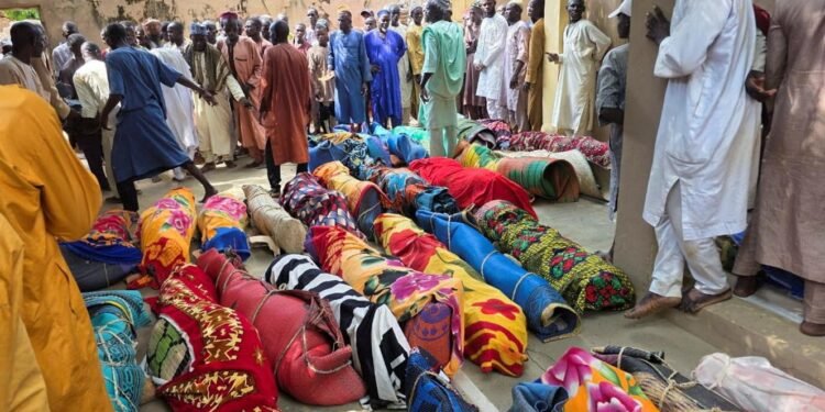Nigeria:  plus de 50 morts après le chavirement d’un bateau surchargé