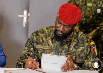 Décret : Mory Condé et Mourana Soumah relevés de leurs fonctions ministérielles