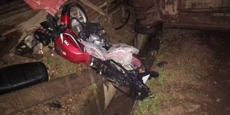 Maferinyah/Forécariah : un conducteur de moto tué dans un accident, son collègue dans un état critique