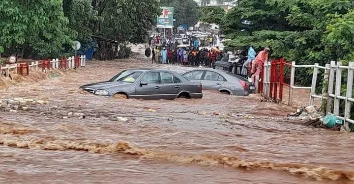 Fortes pluies à Conakry : l’Agence de Gestion des Routes appelle les usagers à la prudence