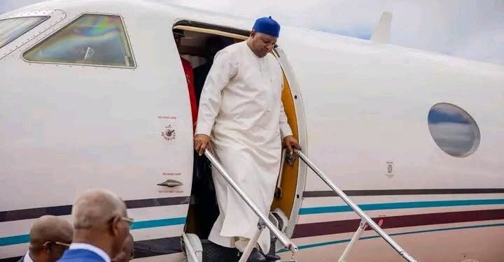 Aéroport Ahmed Sékou Touré : le président gambien Adama Barrow est arrivé  à Conakry