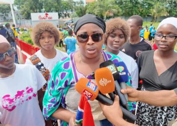 Conakry : dans la joie, des ressortissants gambiens accueillent leur président Adama Barrow