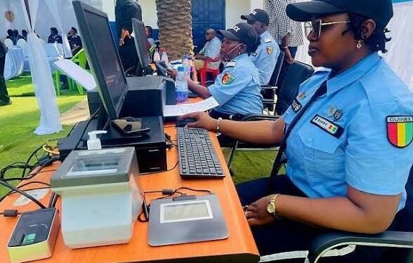 Actes de naissance numériques : rupture de papiers sécurisés dans les communes de Conakry