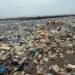 Conakry : Zoom sur la plage de Takonko, envahie par les ordures