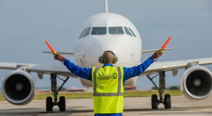 Transport : Ousmane Gaoual Diallo exprime son mécontentement face aux dysfonctionnements à l’aéroport Ahmed Sékou Touré