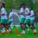 Football: Le Syli National attendu à Conakry ce lundi après le blocage de son vol à Johannesburg