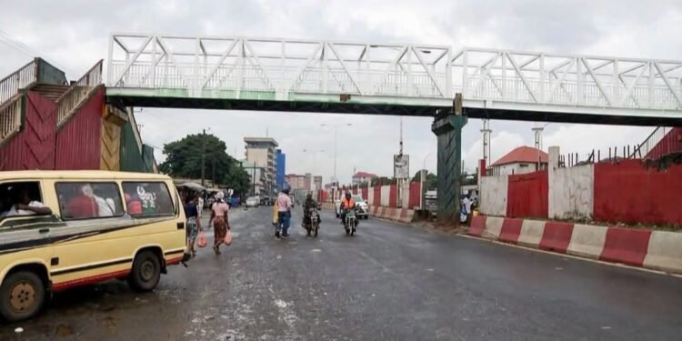 Bonfi : la passerelle fait peau neuve sous l’impulsion de l’AGEROUTE