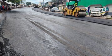 Conakry : le ministère des Infrastructures ( AGEROUTE) entame la reconstruction de la Transversale N°1