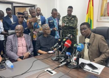 Guinée : l’AGRASC lance des ventes aux enchères de biens saisis dans plusieurs villes du pays