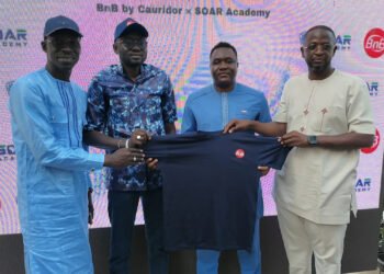 Football : l’Académie SOAR signe un partenariat avec BnB Guinée pour accompagner les jeunes talents