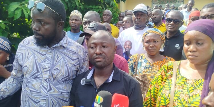 Éducation : les enseignants contractuels de Conakry menacent de paralyser les cours