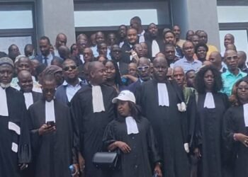 Guinée : les huissiers annoncent un débrayage après le maintien en détention de deux confrères