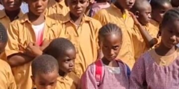 Labé – Diari : un enseignant contractuel chassé du village  après avoir dénoncé le manque d’enseignants dans son école