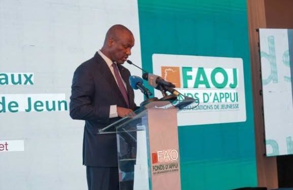 Côte d’Ivoire : l’État mobilise 4,3 milliards de FCFA pour soutenir les projets des jeunes