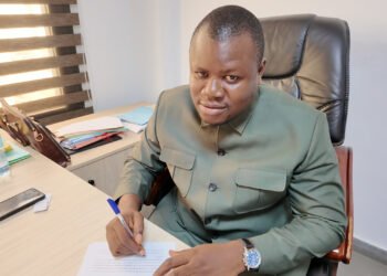 Conakry : un mineur poignarde son camarade de classe, le procureur spécial du tribunal pour enfants dénonce la démission des parents